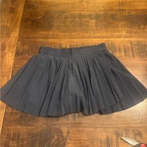 Aritzia TNA Tennis Skirt